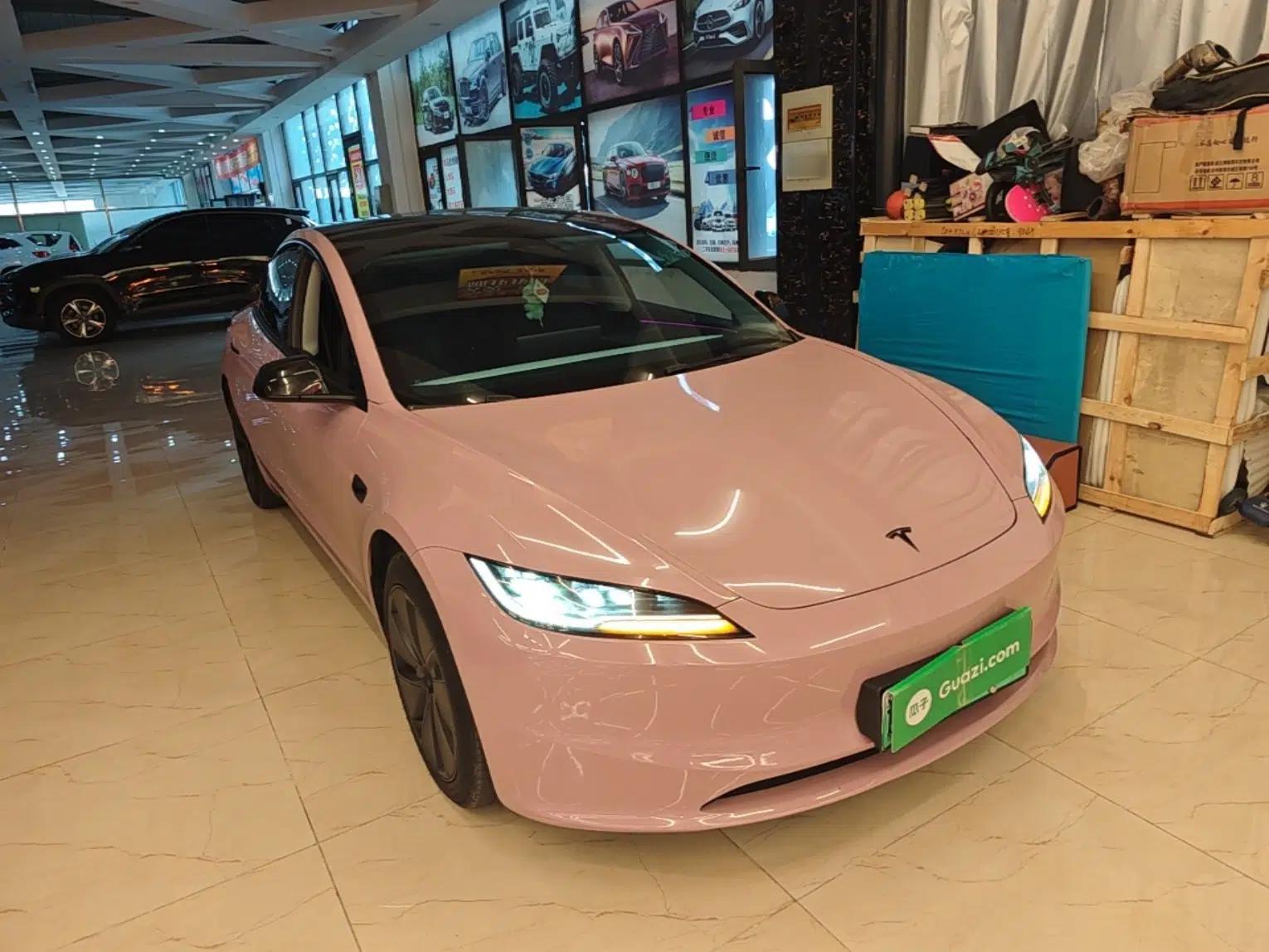 Tesla Model 3 2023 Rear-Wheel-Drive Version — миниатюра 3