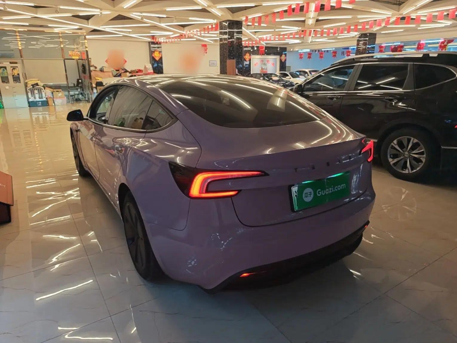 Tesla Model 3 2023 Rear-Wheel-Drive Version — миниатюра 4