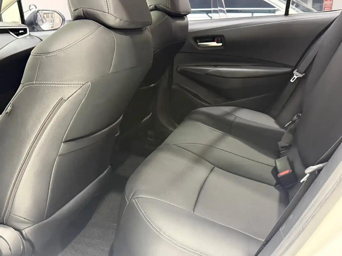 2021 Toyota Corolla 1.2T S-CVT Elite Edition — миниатюра 12