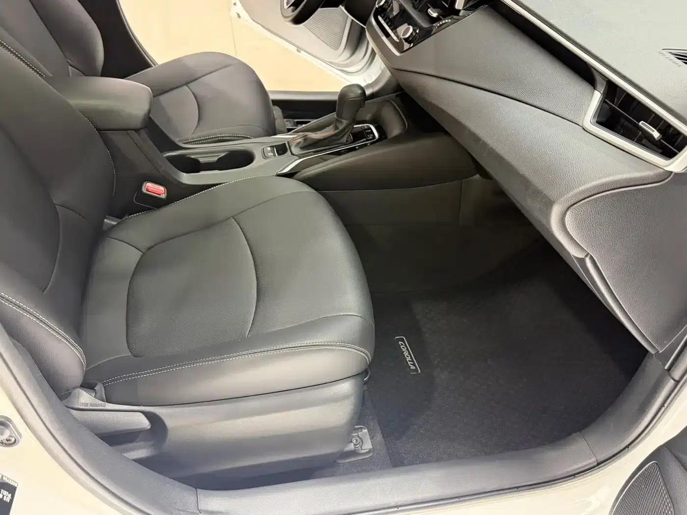 2021 Toyota Corolla 1.2T S-CVT Elite Edition — миниатюра 14