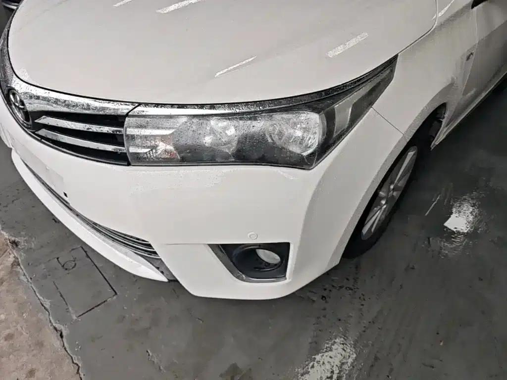2014 Corolla 1.6L CVT GL-i — миниатюра 24