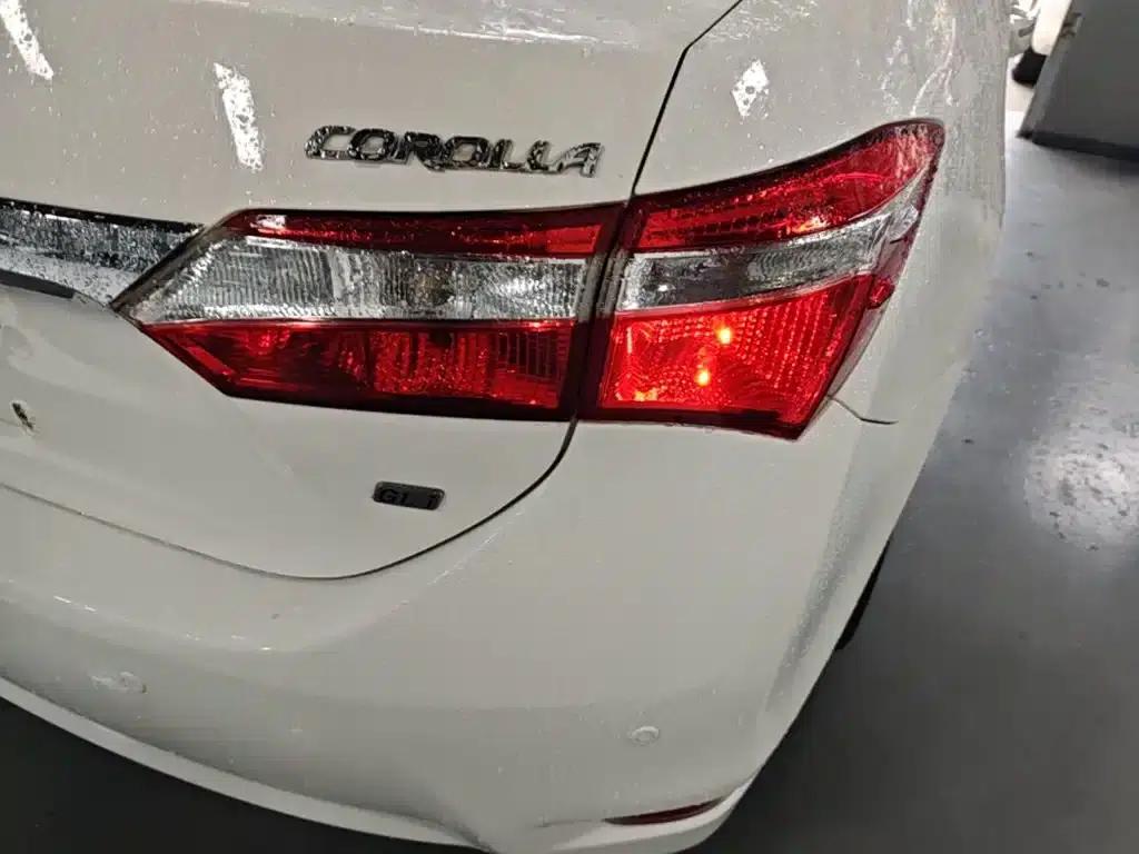 2014 Corolla 1.6L CVT GL-i — миниатюра 8