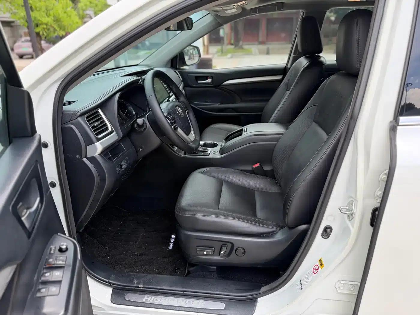 2015 Highlander 2.0T AWD Luxury 7-seater — миниатюра 6