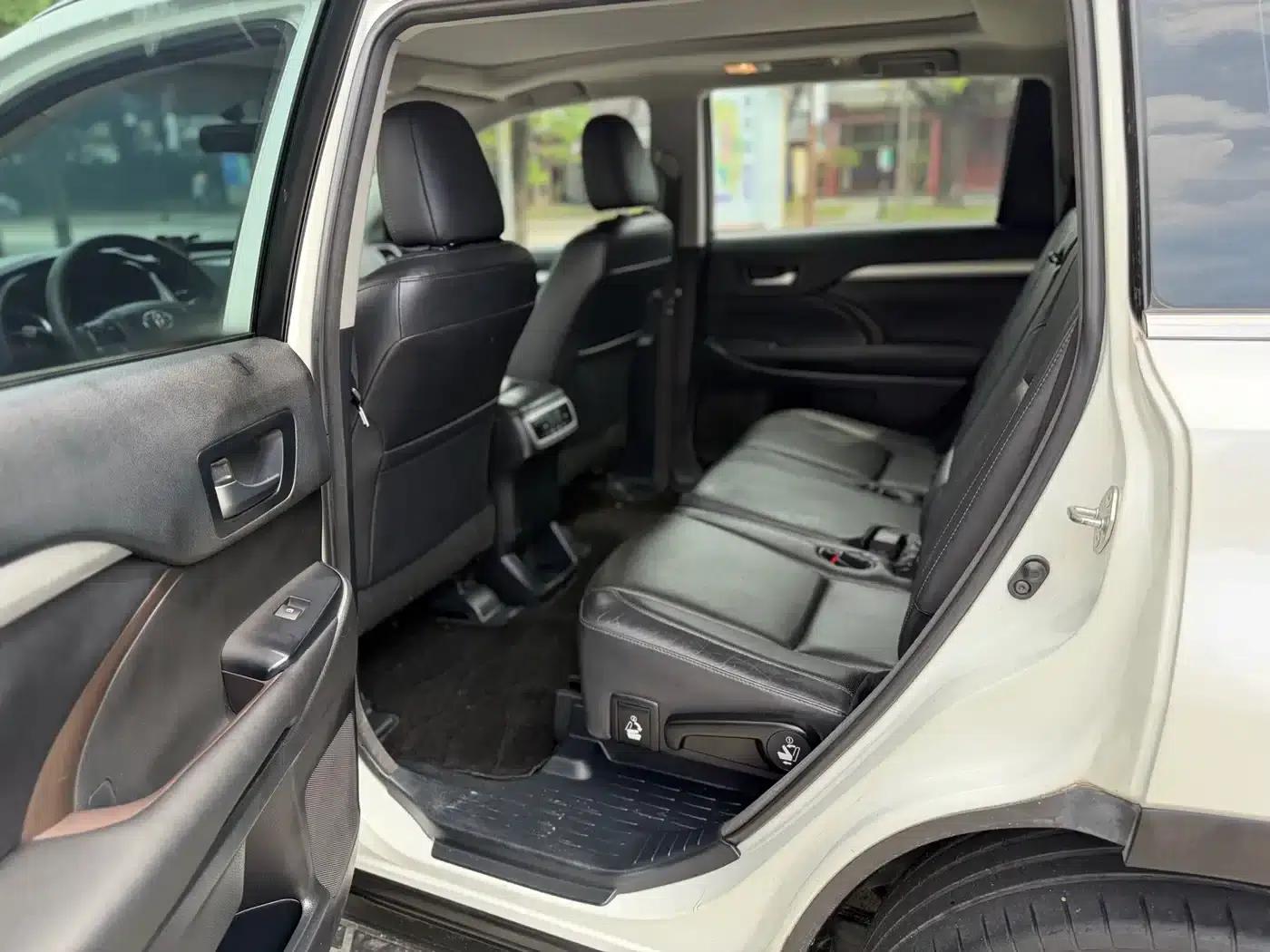 2015 Highlander 2.0T AWD Luxury 7-seater — миниатюра 7