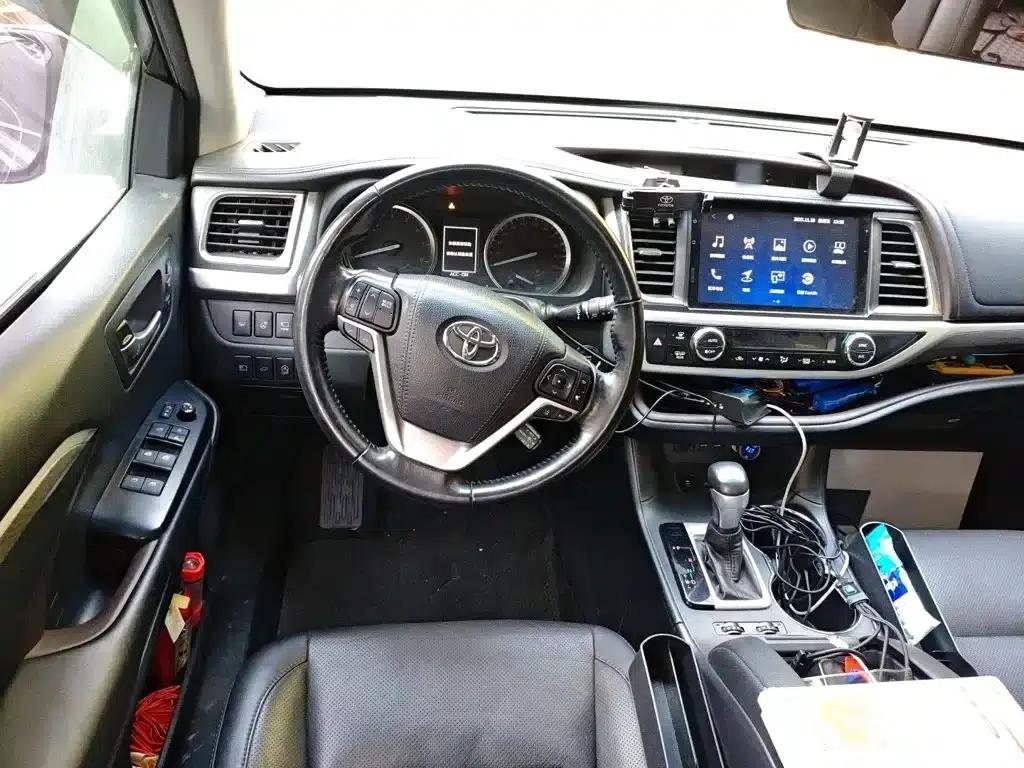 2018 Toyota Highlander 2.0T AWD Supreme Edition 7-seater (China V emission standard) — миниатюра 3