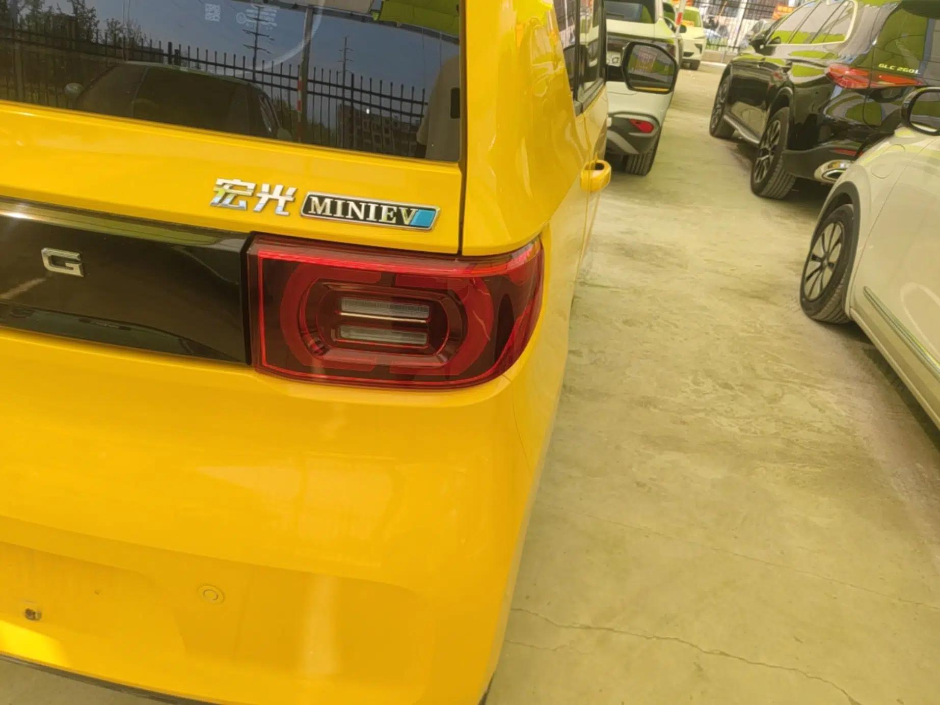 Wuling Hongguang MINIEV 2022 Macaron Premium Model – Lithium Iron Phosphate — миниатюра 9