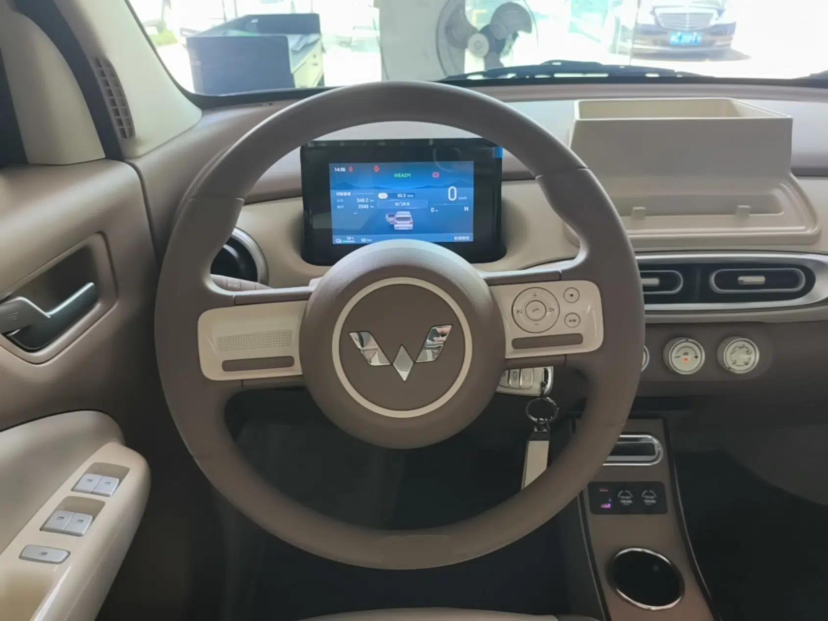 Wuling Hongguang MINIEV 2025 Four-Door Version Advanced Edition — миниатюра 13