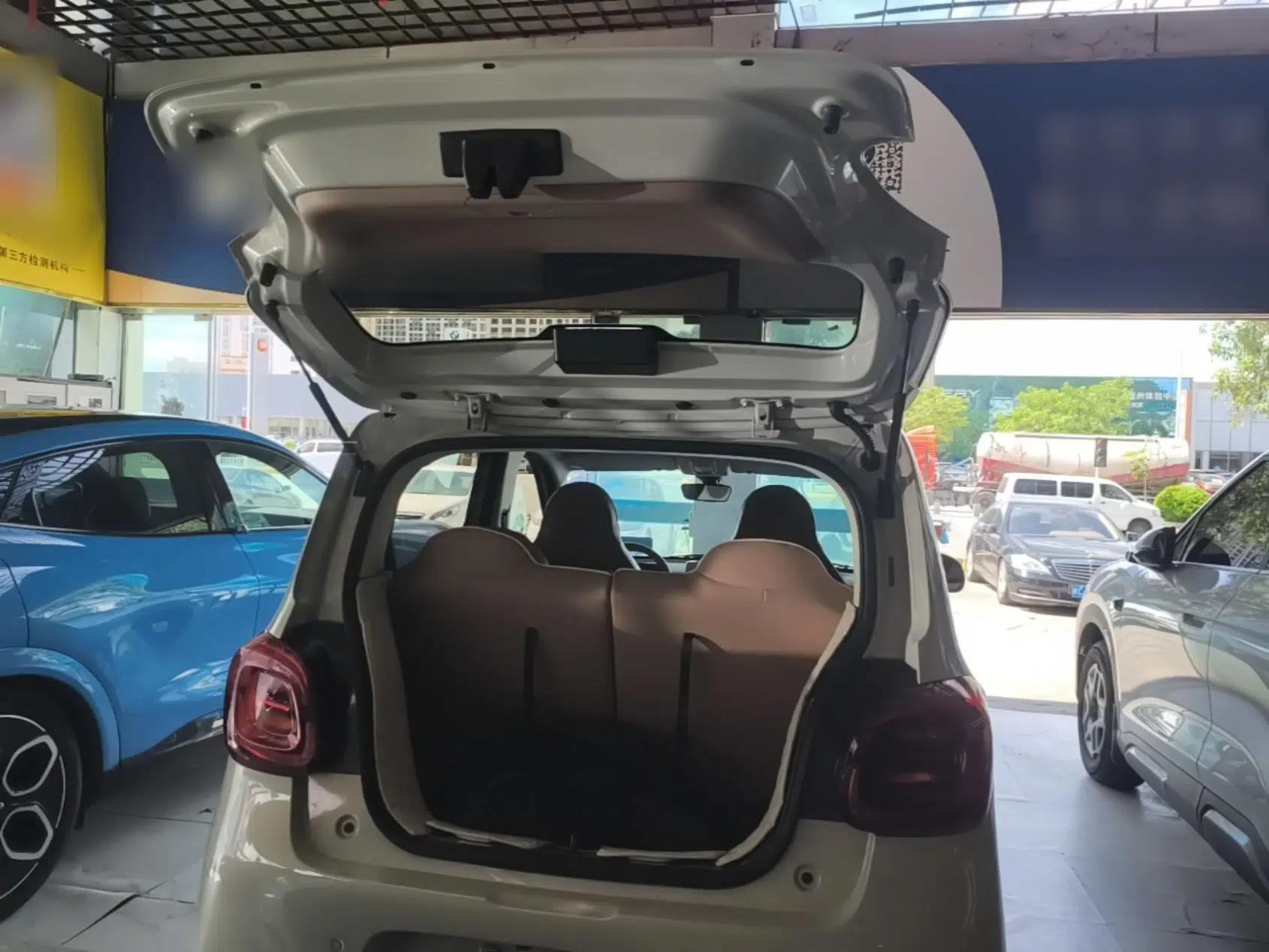 Wuling Hongguang MINIEV 2025 Four-Door Version Advanced Edition — миниатюра 22