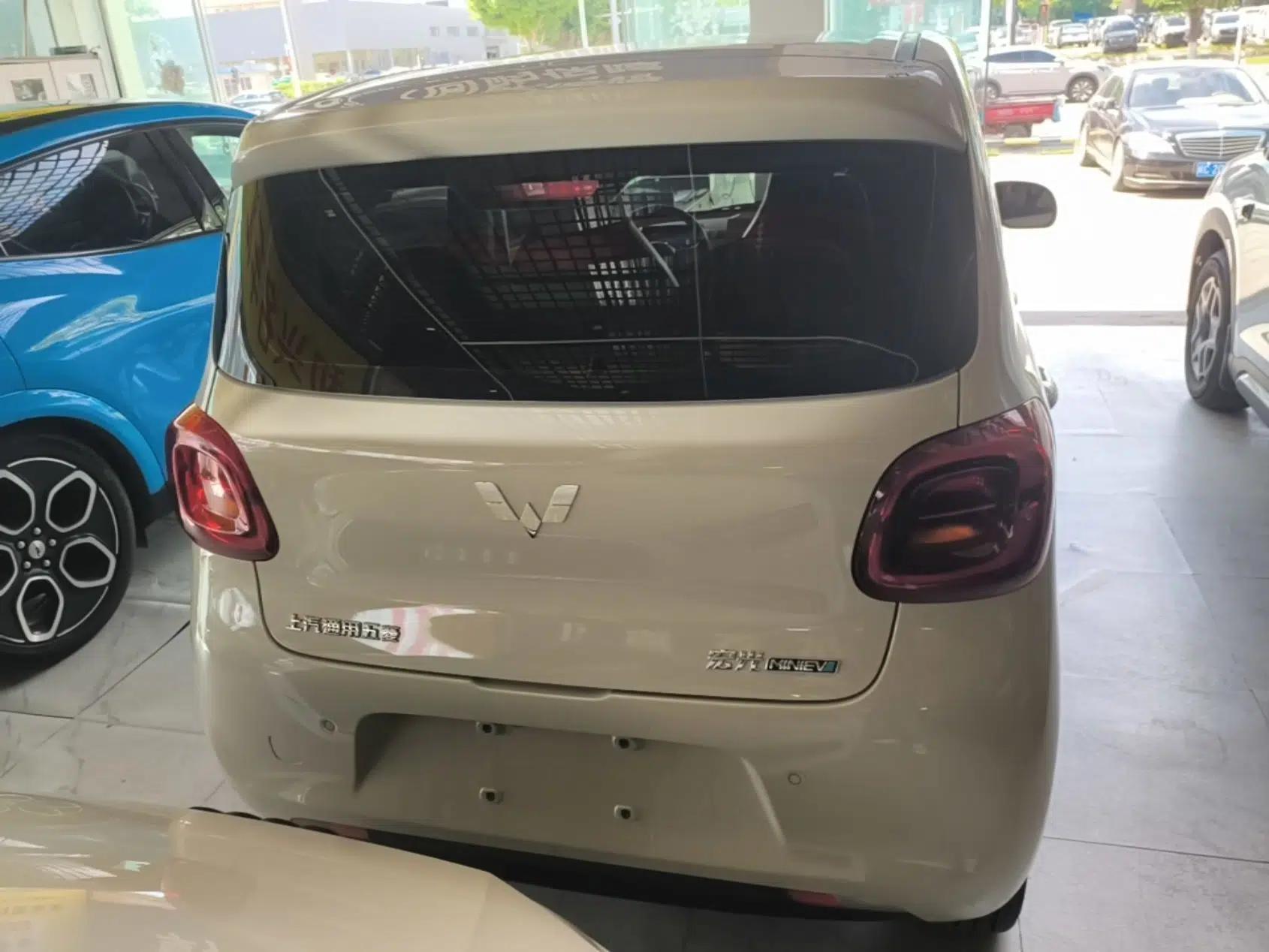 Wuling Hongguang MINIEV 2025 Four-Door Version Advanced Edition — миниатюра 5
