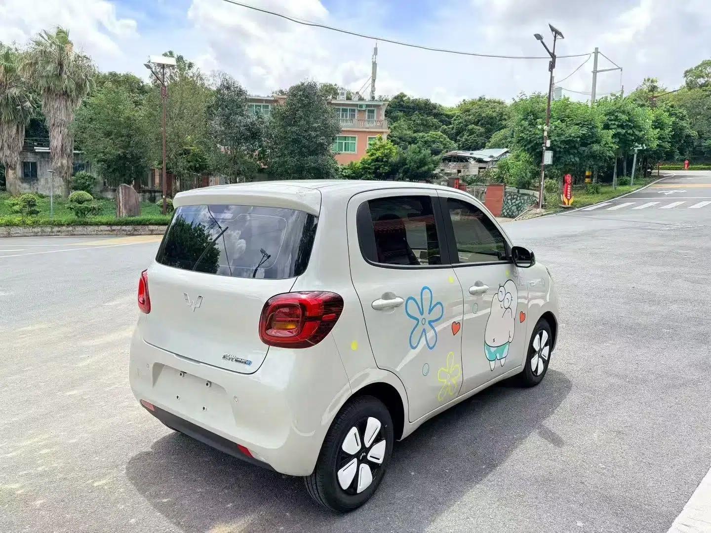 Wuling Hongguang MINIEV 2025 Four-Door Version Advanced Edition — миниатюра 6