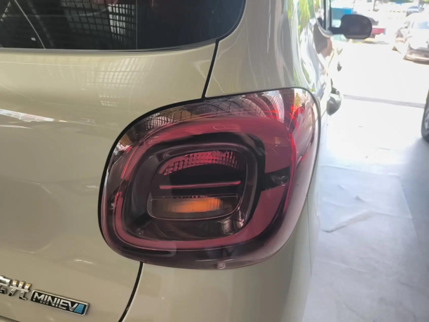 Wuling Hongguang MINIEV 2025 Four-Door Version Advanced Edition — миниатюра 9