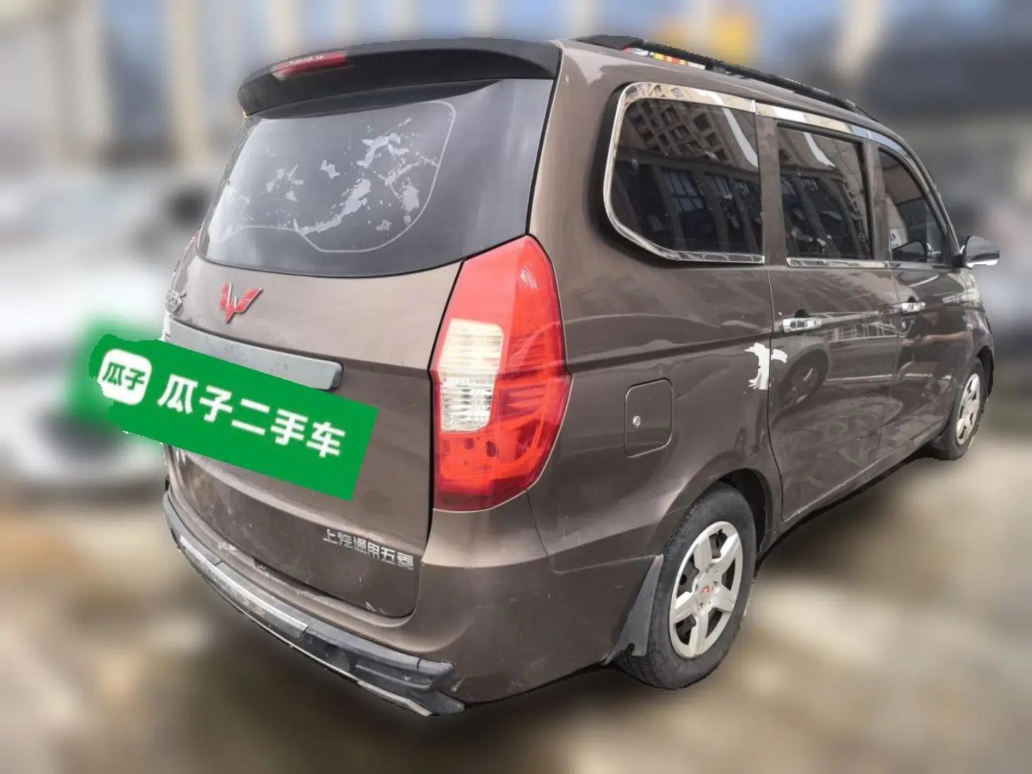 Wuling Hongguang 2018 1.5L Classic S Base Model — миниатюра 6