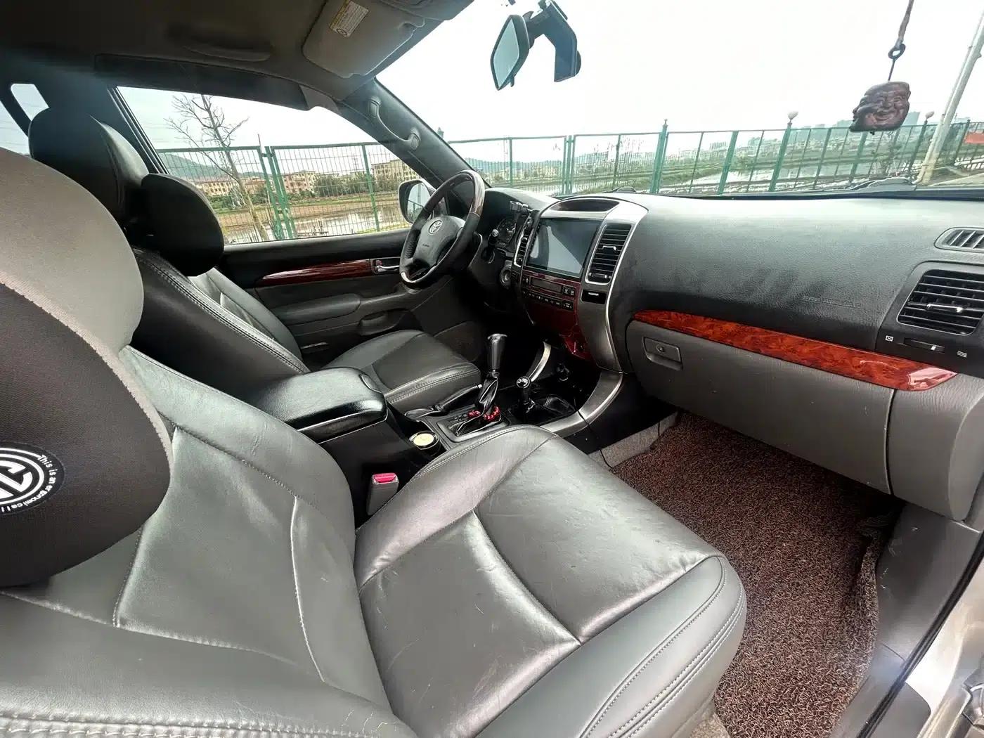 Prado (Imported) 2009 Model 2.7L Middle East Version — миниатюра 11