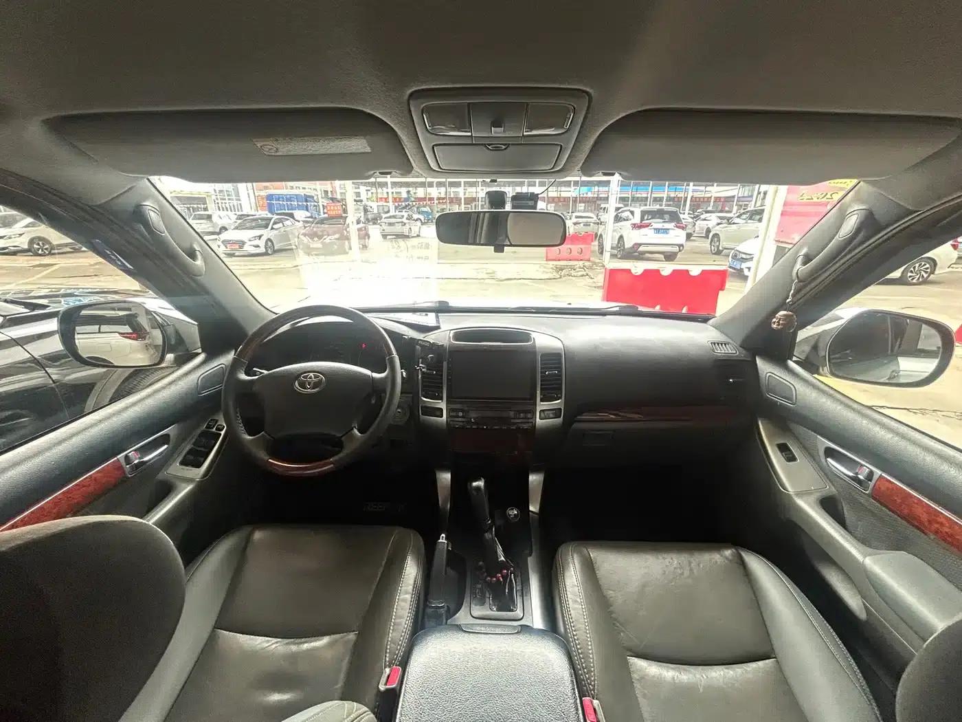 Prado (Imported) 2009 Model 2.7L Middle East Version — миниатюра 16