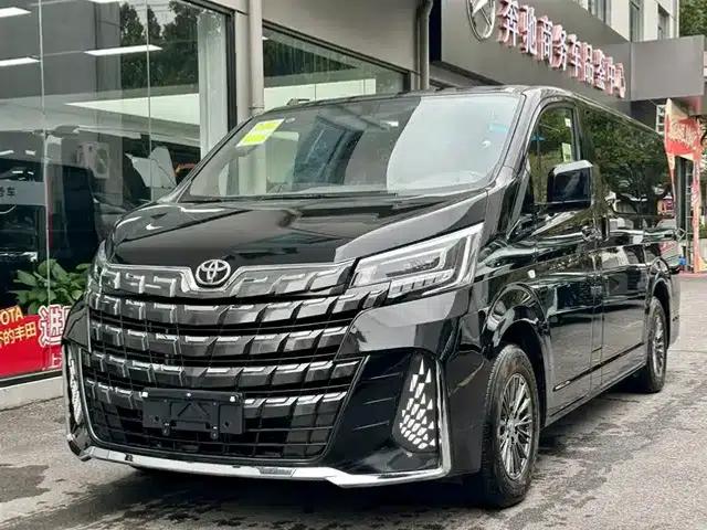 2025 HIACE 3.5L Automatic