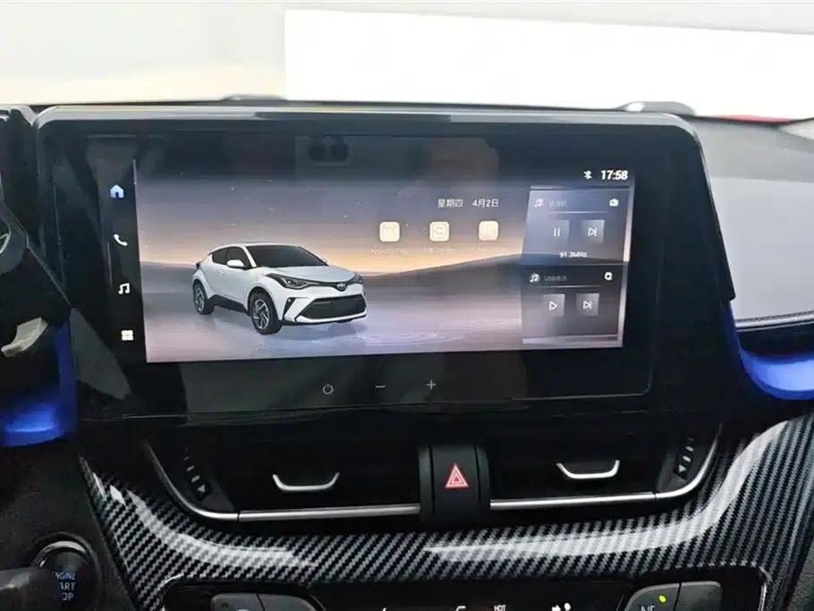 Toyota C-HR 2023 2.0L Luxury Edition — миниатюра 13