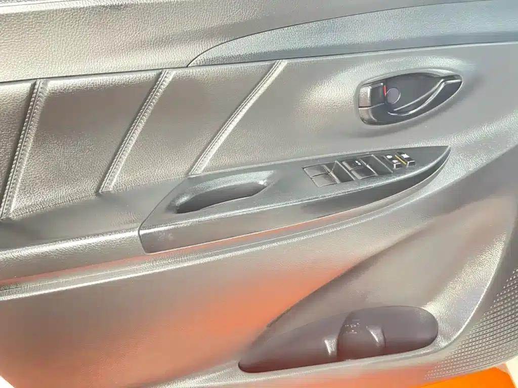 YARiS L 2017 1.5E CVT Dynamic Edition — миниатюра 5