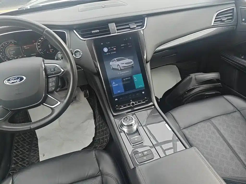 2019 Taurus EcoBoost 245 Premium Edition — миниатюра 13
