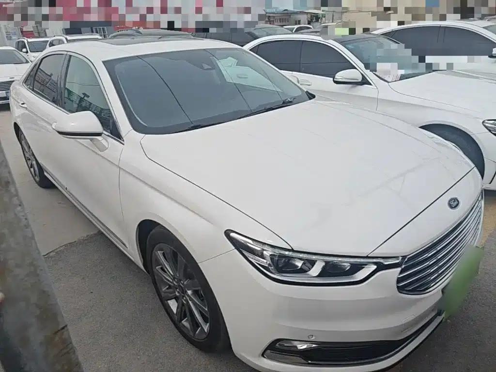 2019 Taurus EcoBoost 245 Premium Edition — миниатюра 4