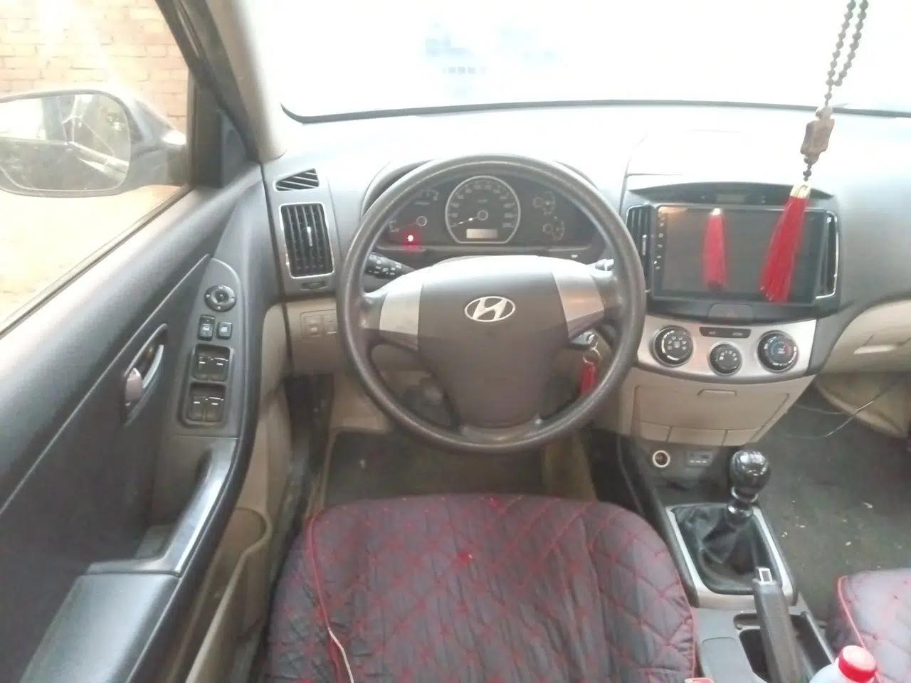 Hyundai Celesta 2011 1.6L Manual Comfort Edition — миниатюра 10