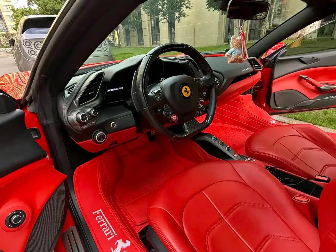 2015 Ferrari 488 GTB — миниатюра 3