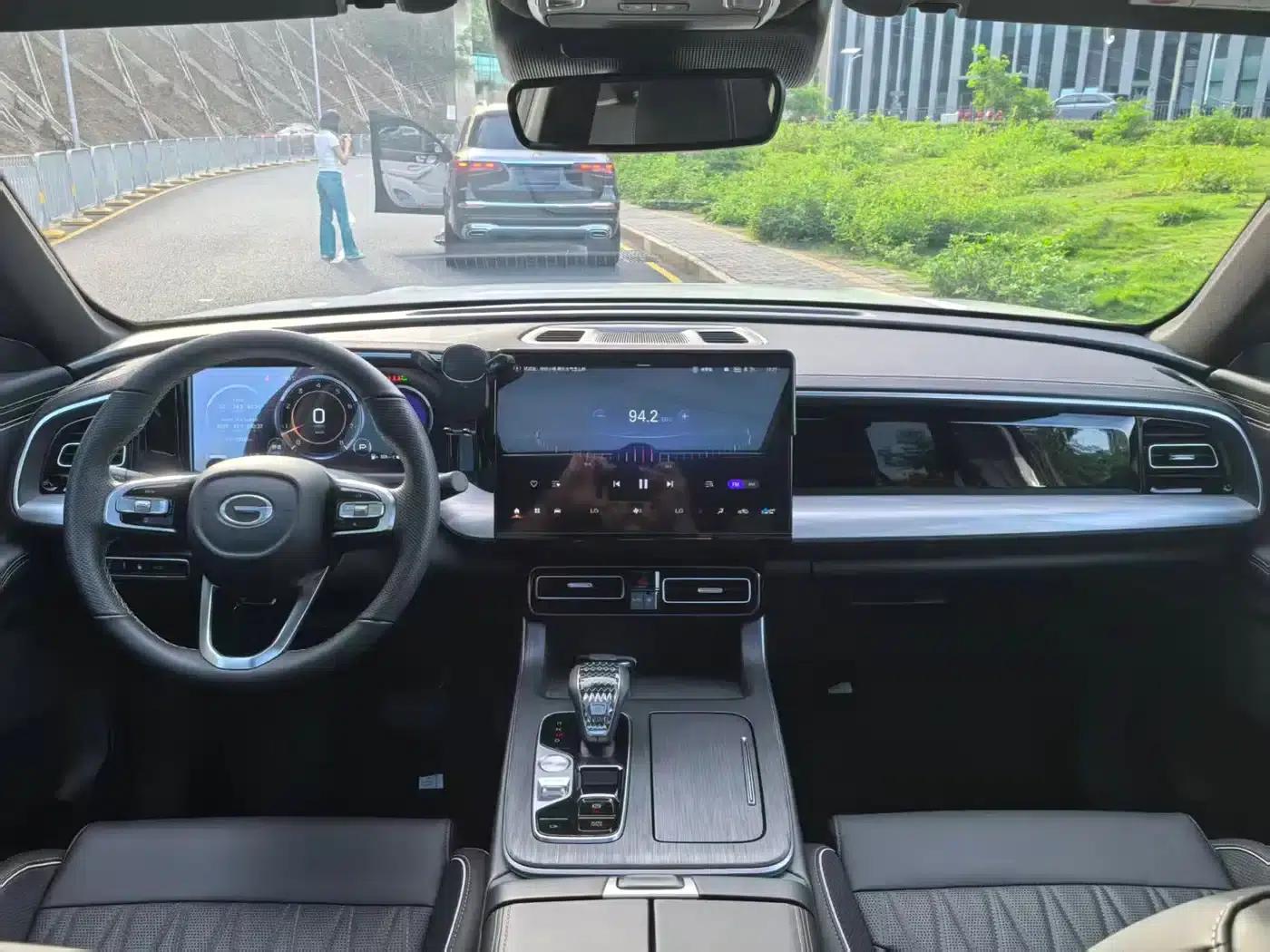 Trumpchi GS8 2025 Navigator Series 2.0TGDI 2WD Luxury 5-Seater — миниатюра 13
