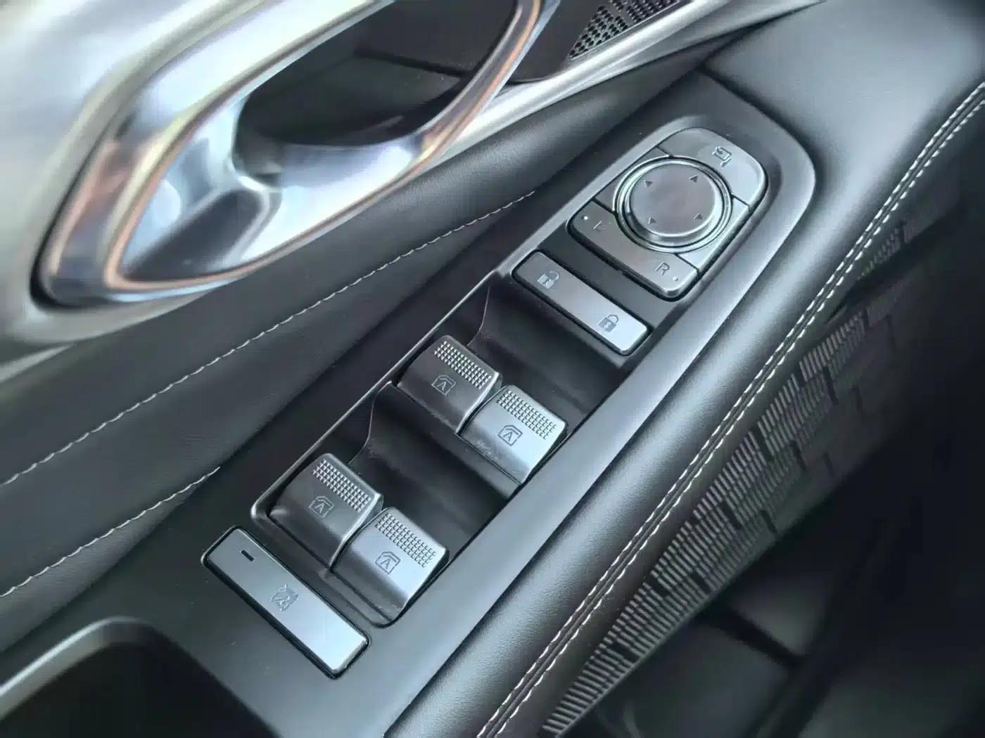 Trumpchi GS8 2025 Navigator Series 2.0TGDI 2WD Luxury 5-Seater — миниатюра 23