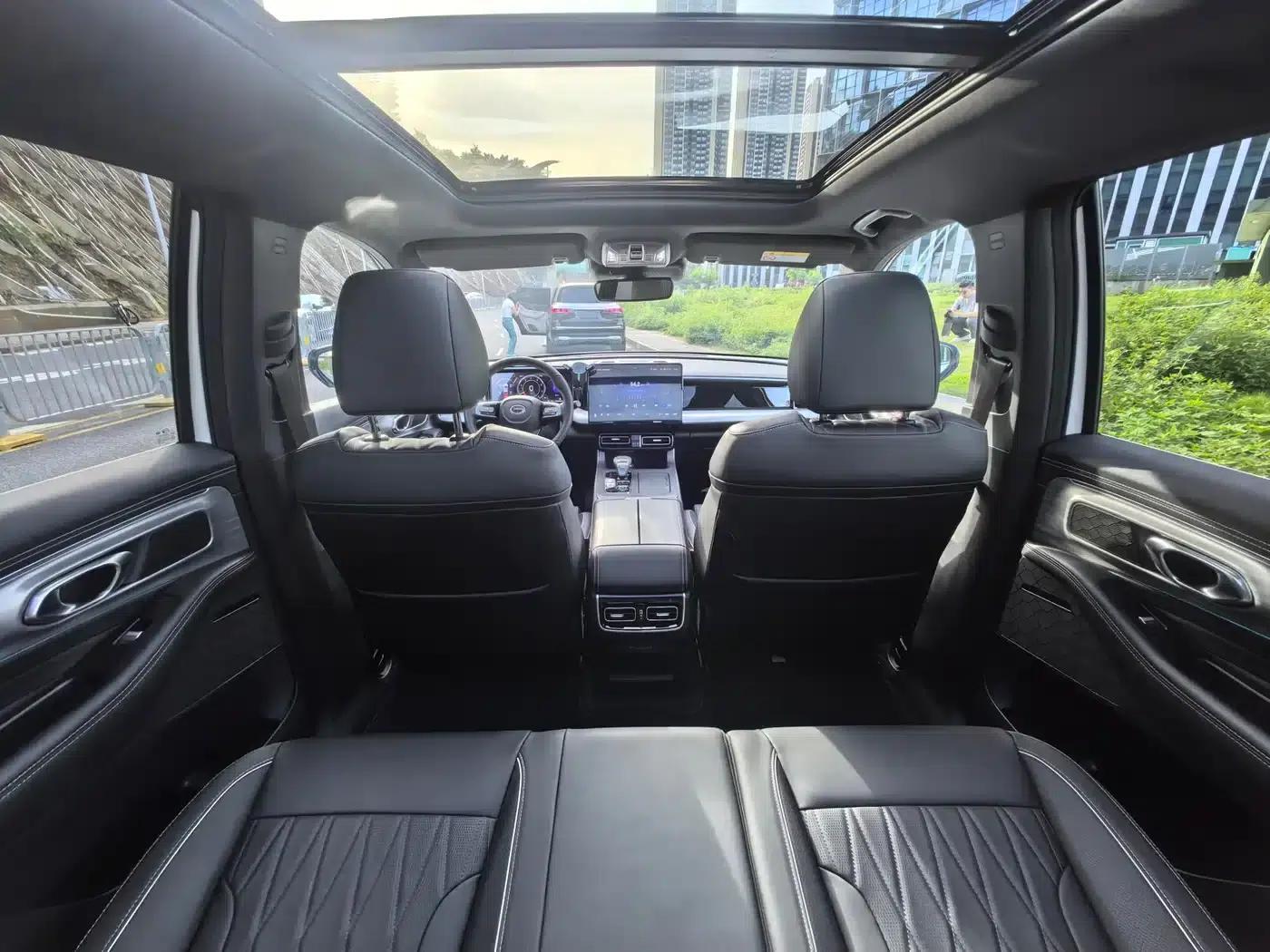 Trumpchi GS8 2025 Navigator Series 2.0TGDI 2WD Luxury 5-Seater — миниатюра 7