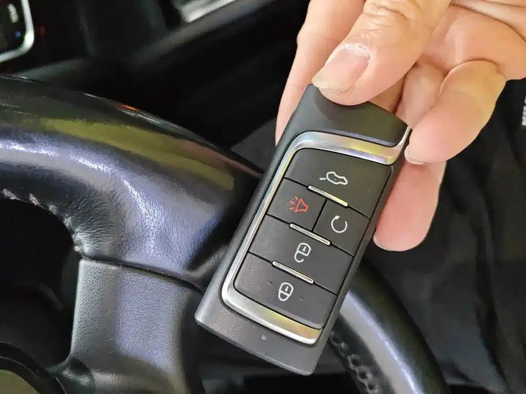 Trumpchi GS8 2017 320T 2WD Luxury Intelligent Connected Edition (7-seater) — миниатюра 15