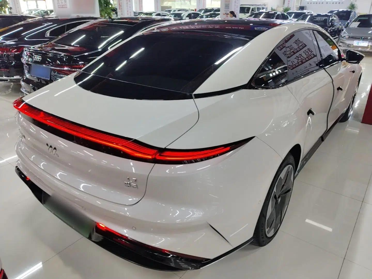 IM L7 2022 Dynamic Model — миниатюра 6
