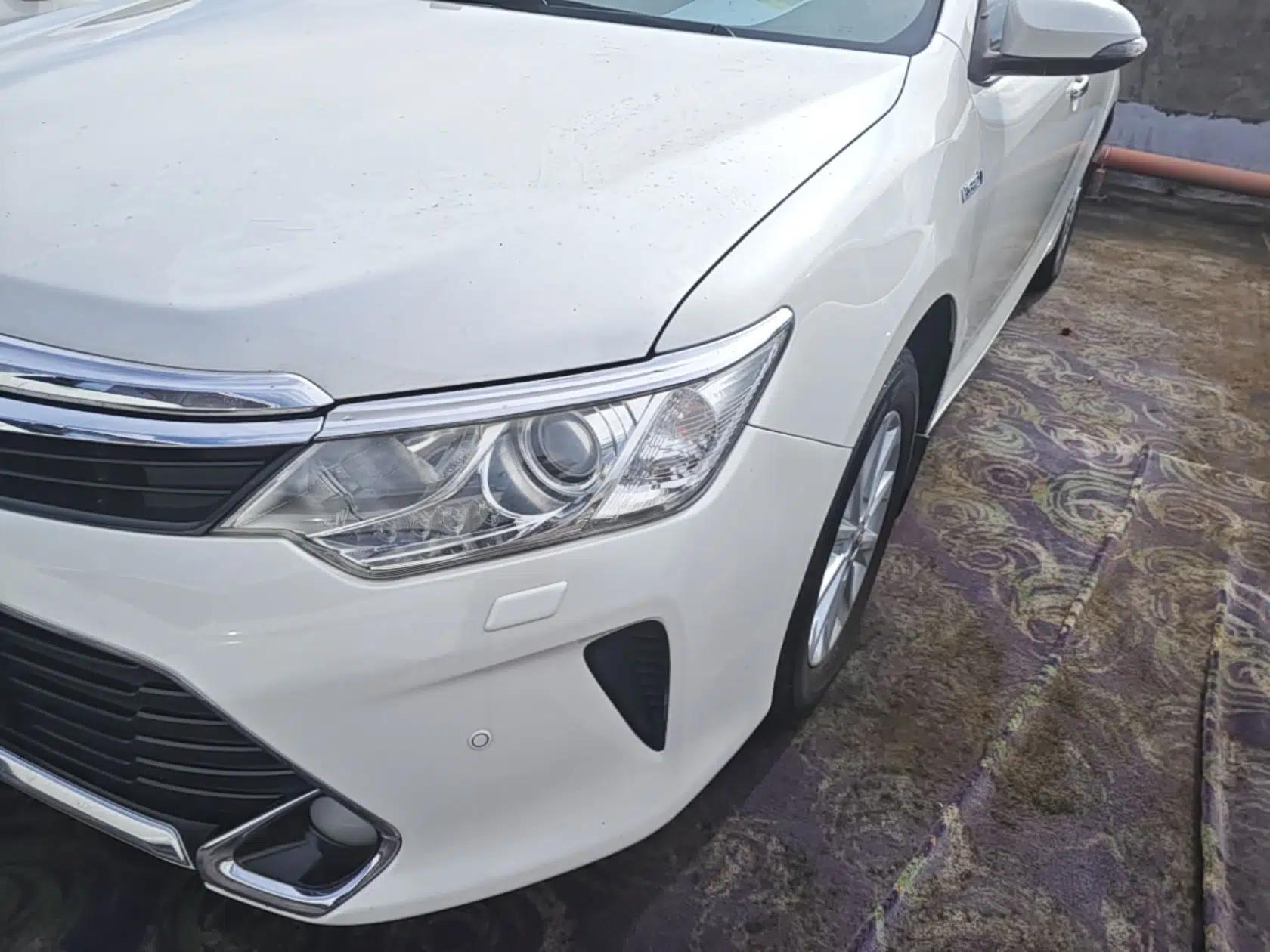 Toyota Camry 2016 Dual-Engine 2.5 HG 10th Anniversary Deluxe Navigation Edition — миниатюра 8