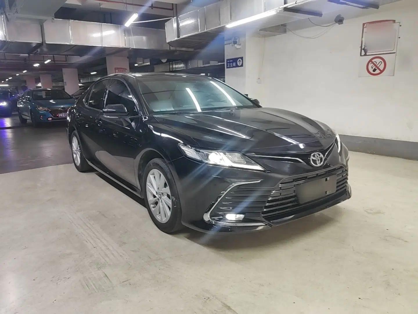 Toyota Camry 2023 2.0GVP Premier Edition — миниатюра 3