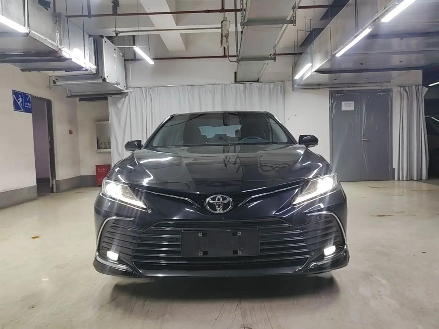 Toyota Camry 2023 2.0GVP Premier Edition — миниатюра 2
