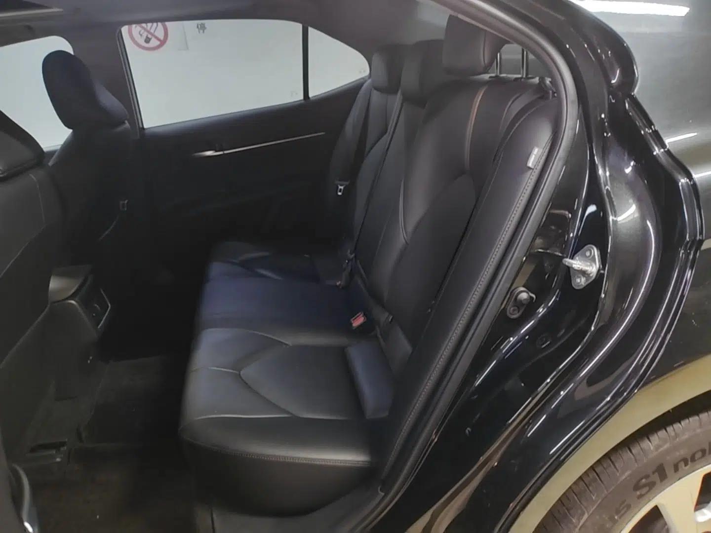 Toyota Camry 2023 2.0GVP Premier Edition — миниатюра 20