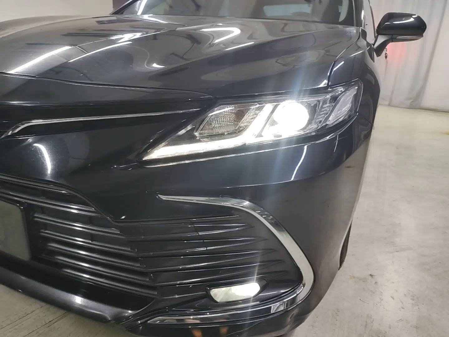 Toyota Camry 2023 2.0GVP Premier Edition — миниатюра 8