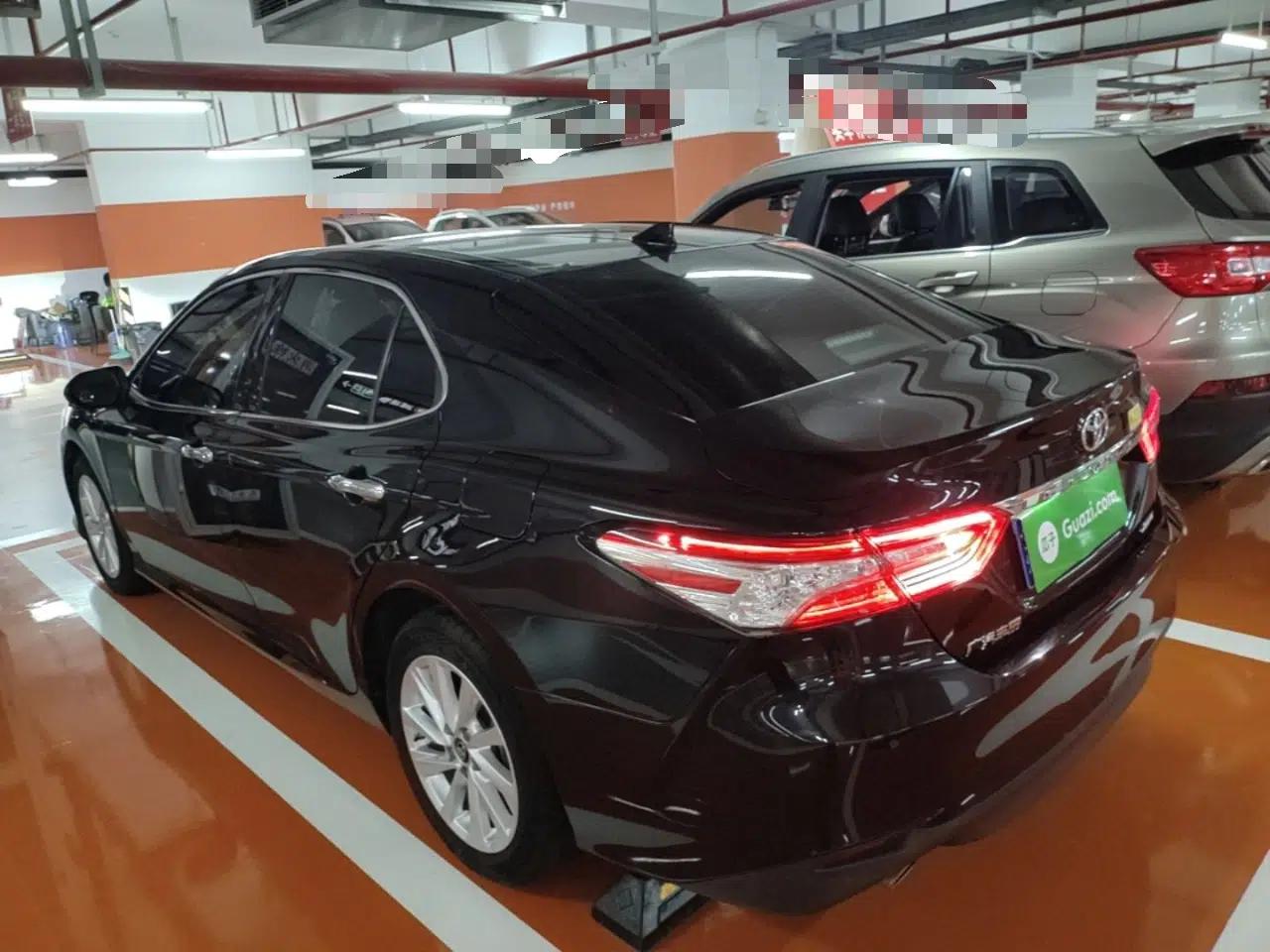 Toyota Camry 2021 2.0G Luxury Edition — миниатюра 4