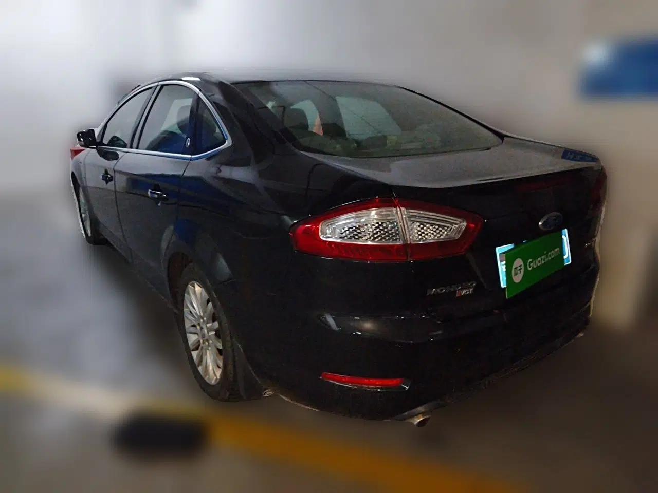 Ford Mondeo 2011 2.3L Luxury Model — миниатюра 4
