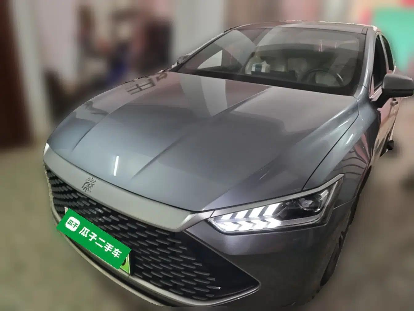 BYD Qin PLUS 2021 DM-i 120KM Prestige Model — миниатюра 1