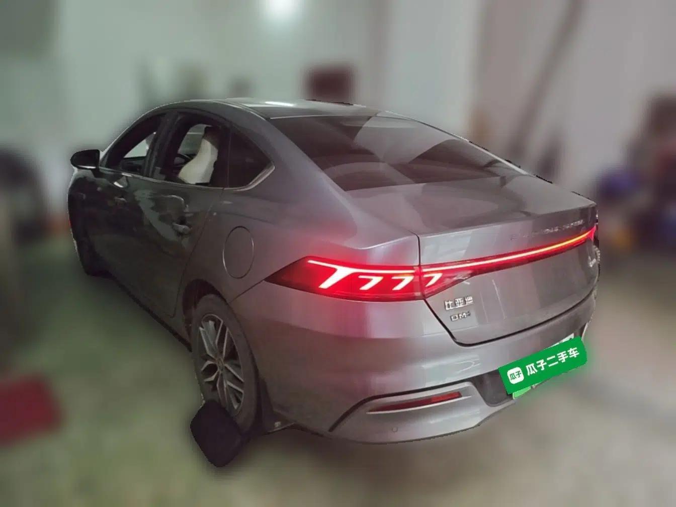 BYD Qin PLUS 2021 DM-i 120KM Prestige Model — миниатюра 4