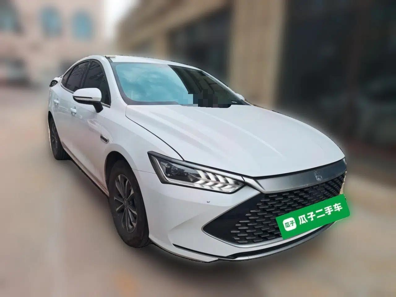 BYD Qin PLUS 2024 HONOR Edition DM-i 55KM Leading Model — миниатюра 3