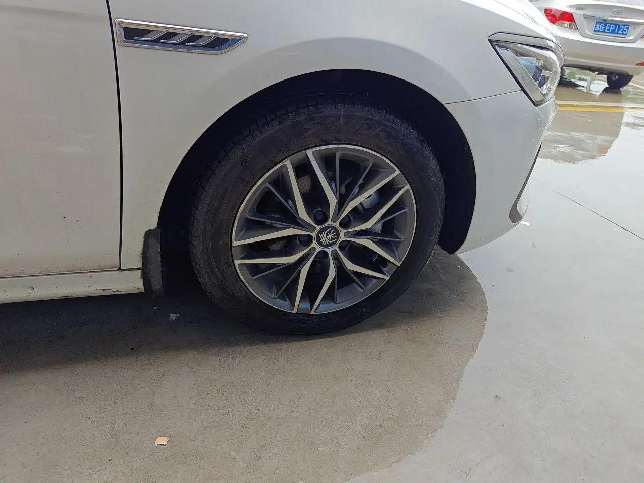 BYD Qin PLUS 2023 Champion Edition EV 510KM Leading Model — миниатюра 8