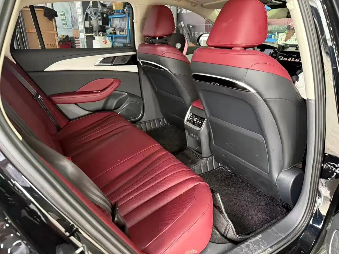 Hongqi H5 PHEV 2025 130 Super Hybrid Edition — миниатюра 9