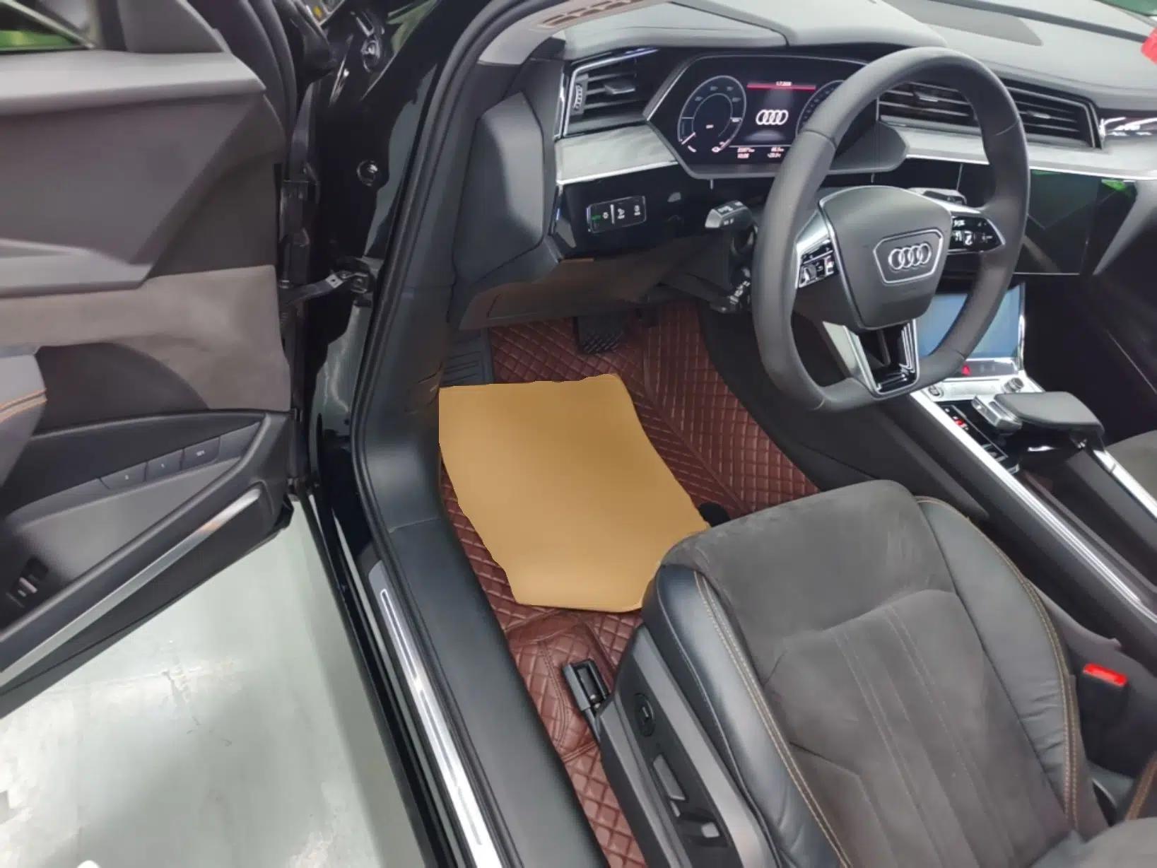 Audi e-tron 2021 50 quattro Prestige Edition — миниатюра 23