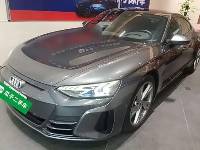 Audi e-tron GT 2023 Basic Model