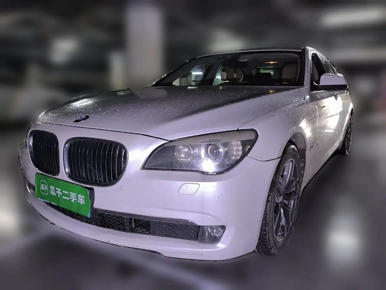 BMW 7 Series 2009 740Li Leading Model — миниатюра 1