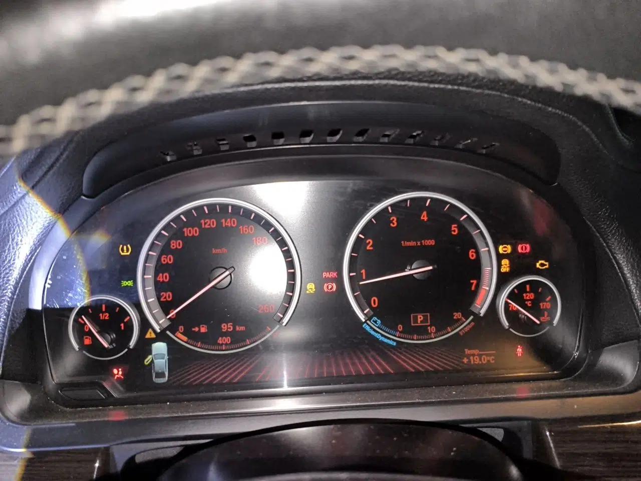 BMW 7 Series 2009 740Li Leading Model — миниатюра 11