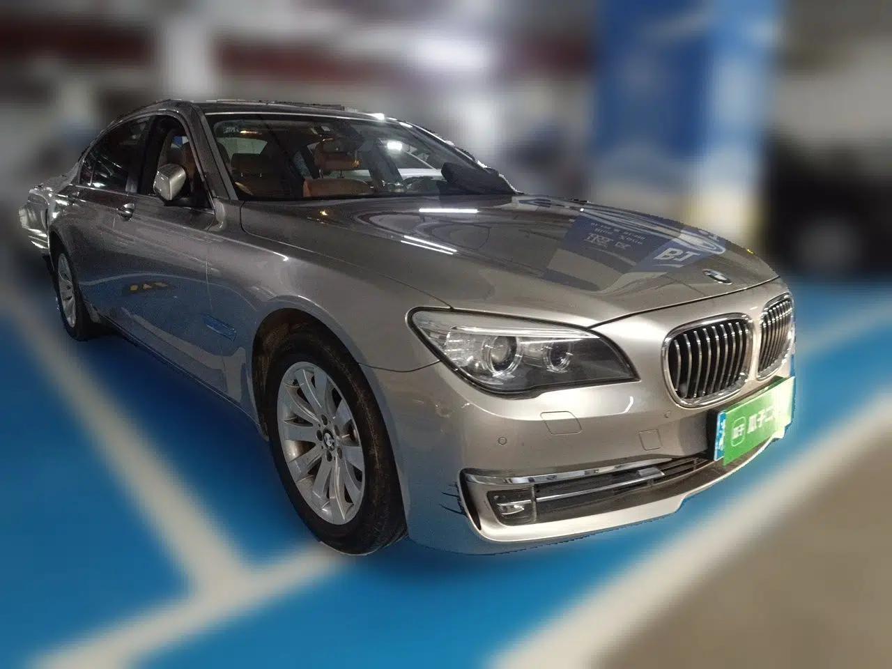 BMW 7 Series 2013 730Li Leading Model — миниатюра 3