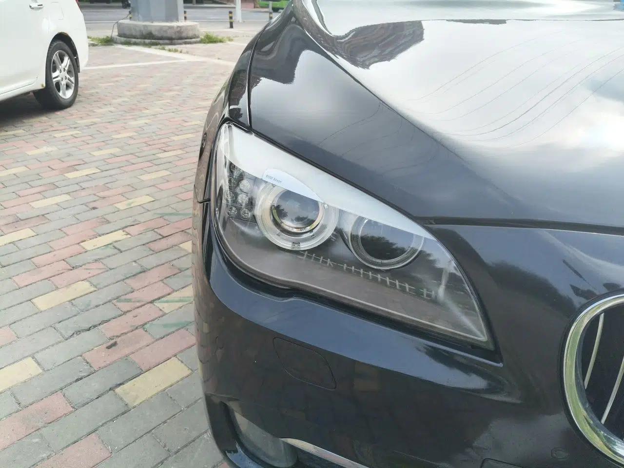 BMW 7 Series 2011 730Li Elegant Model — миниатюра 7