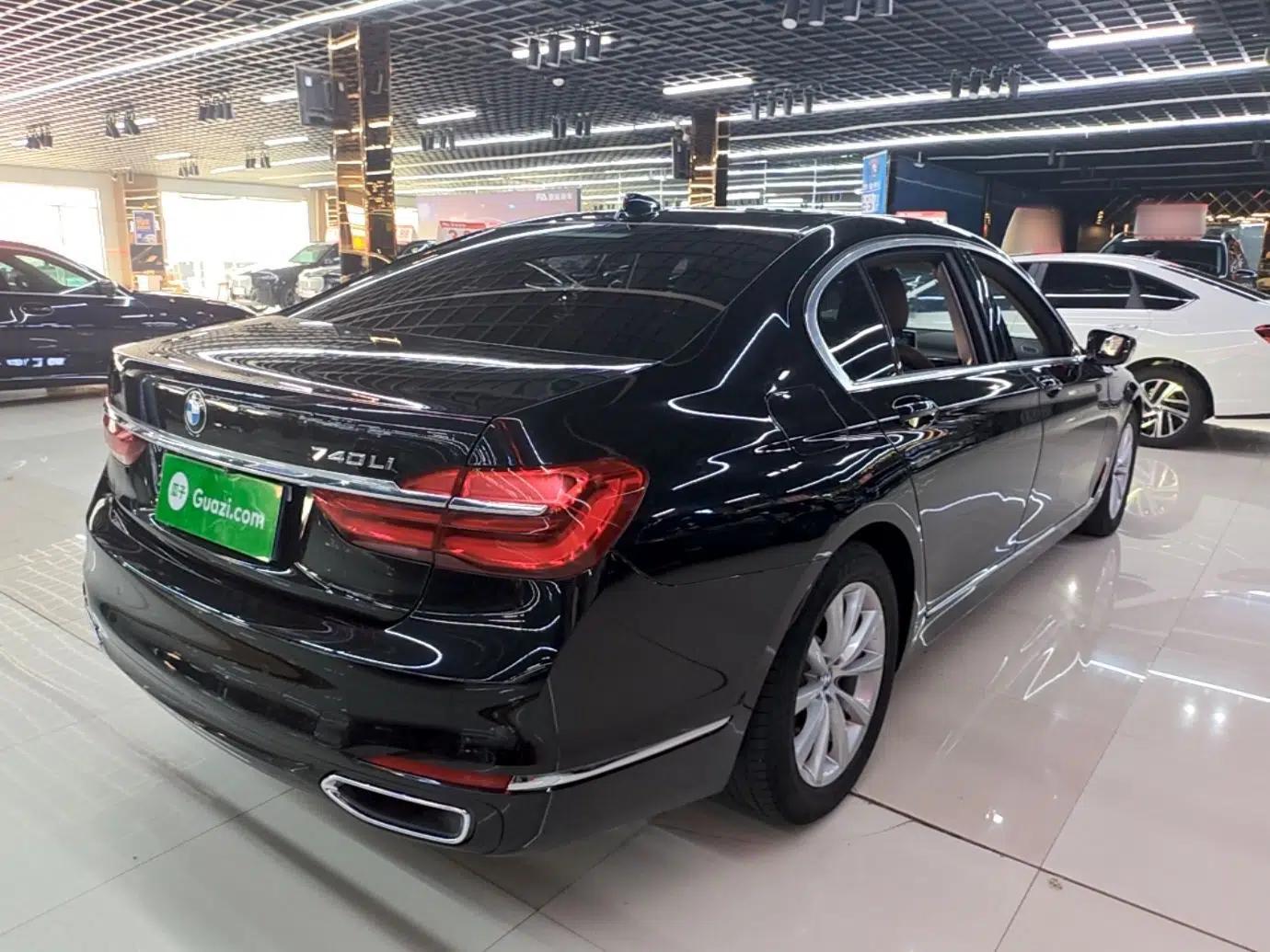 BMW 7 Series 2017 730Li Leading Model — миниатюра 6