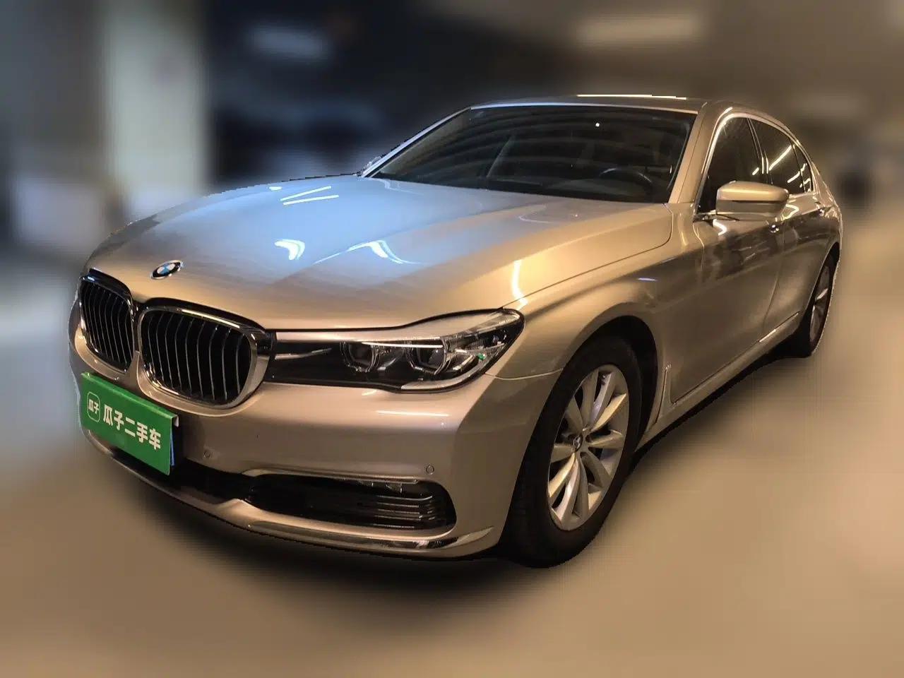 BMW 7 Series 2016 730Li Leading Model — миниатюра 1